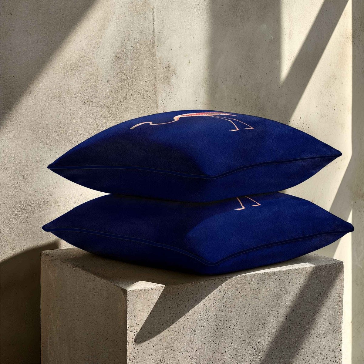 Flamingo | Sustainable Velvet Cushion - Midnight 40 x 40 cm Standard by Izabela Peters