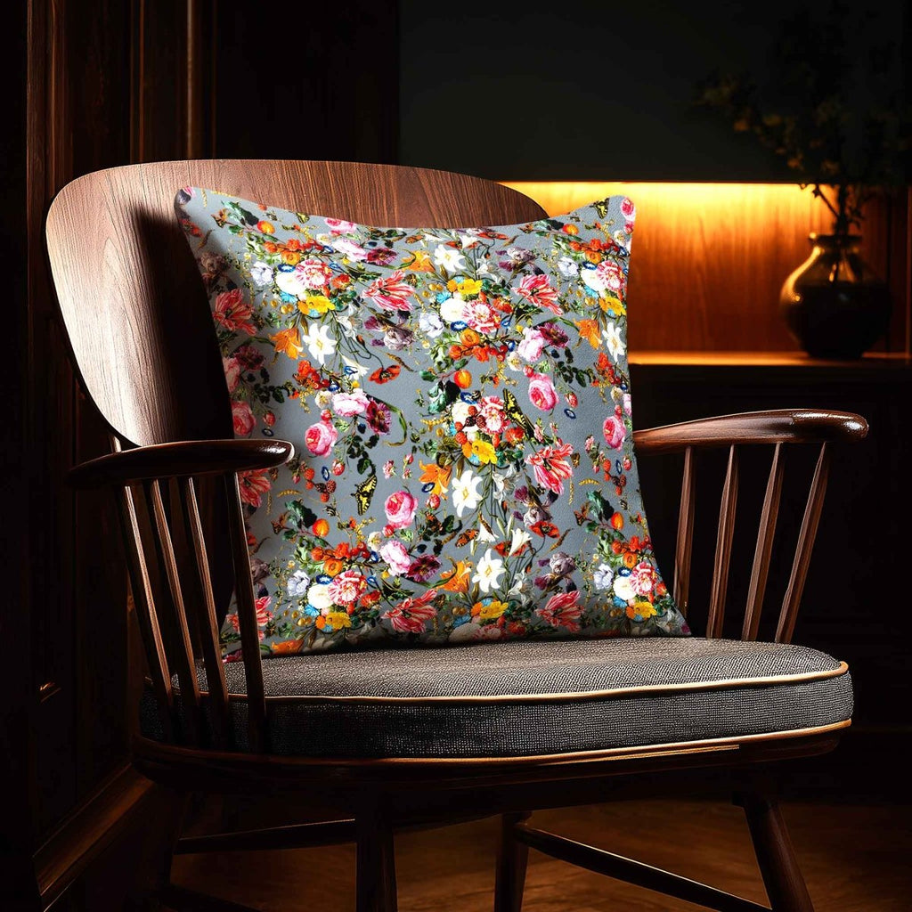 Floral Dream | Sustainable Velvet Cushion - French Grey 40 x 40 cm Standard by Izabela Peters