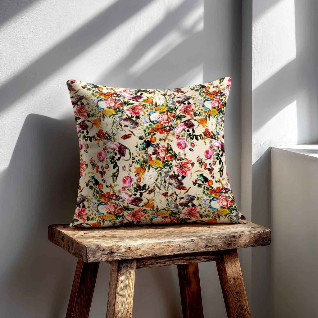 Floral Dream | Sustainable Velvet Cushion - Ivory Cream 40 x 40 cm Standard by Izabela Peters