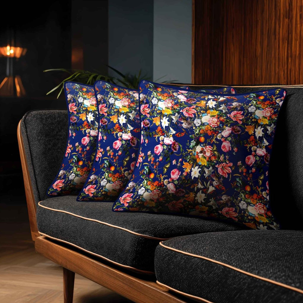 Floral Dream | Sustainable Velvet Cushion - Midnight 40 x 40 cm Standard by Izabela Peters