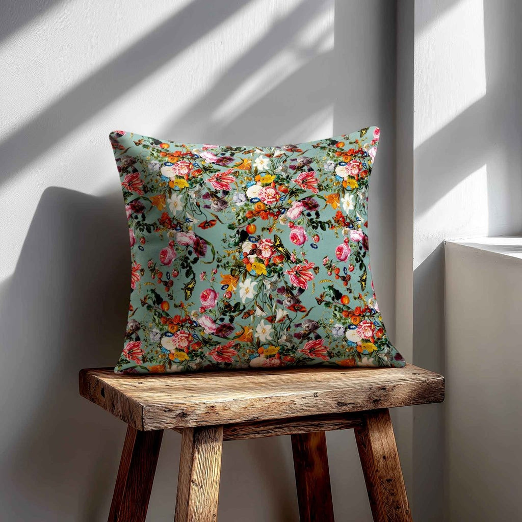 Floral Dream | Sustainable Velvet Cushion - Blue Surf 40 x 40 cm Standard by Izabela Peters