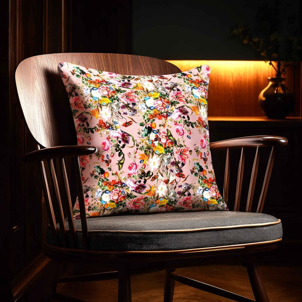 Floral Dream | Sustainable Velvet Cushion - Rosewater 40 x 40 cm Standard by Izabela Peters