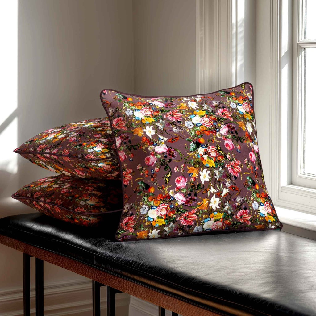 Floral Dream | Sustainable Velvet Cushion - Italian Grape 40 x 40 cm Standard by Izabela Peters