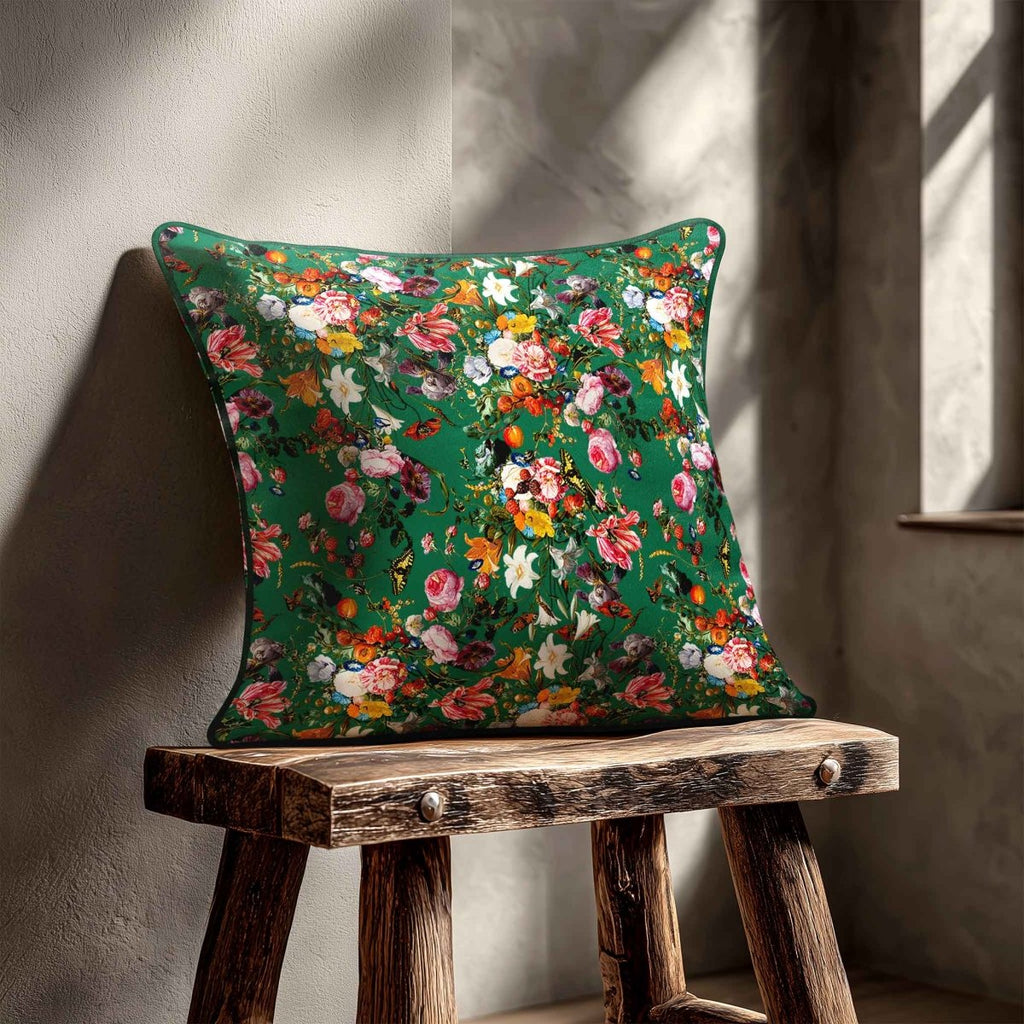 Floral Dream | Sustainable Velvet Cushion - Emerald Green 40 x 40 cm Standard by Izabela Peters