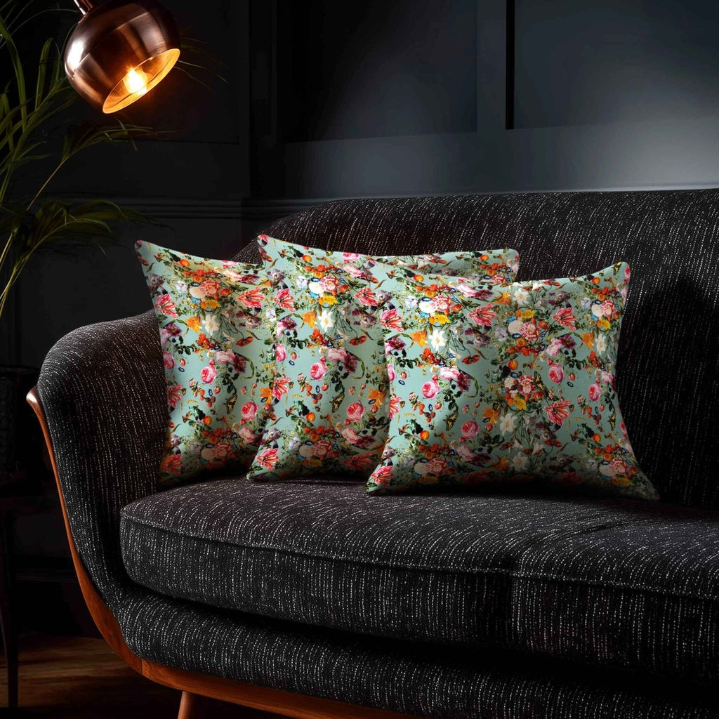 Floral Dream | Sustainable Velvet Cushion - Blue Surf 40 x 40 cm Standard by Izabela Peters