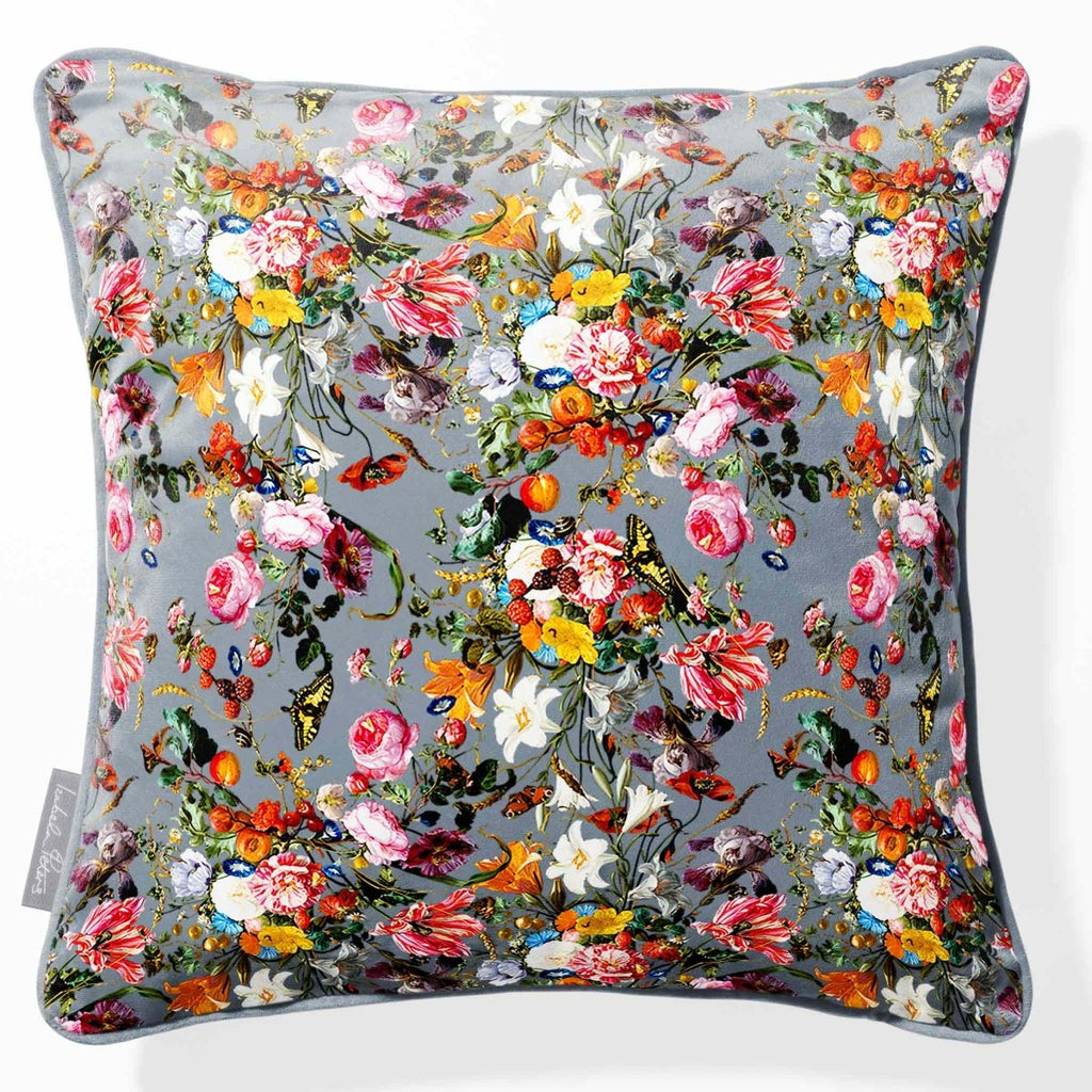 Floral Dream | Sustainable Velvet Cushion - French Grey 40 x 40 cm Piped by Izabela Peters