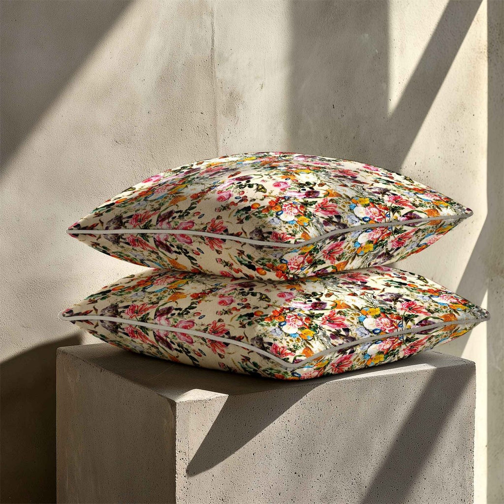 Floral Dream | Sustainable Velvet Cushion - Ivory Cream 40 x 40 cm Standard by Izabela Peters