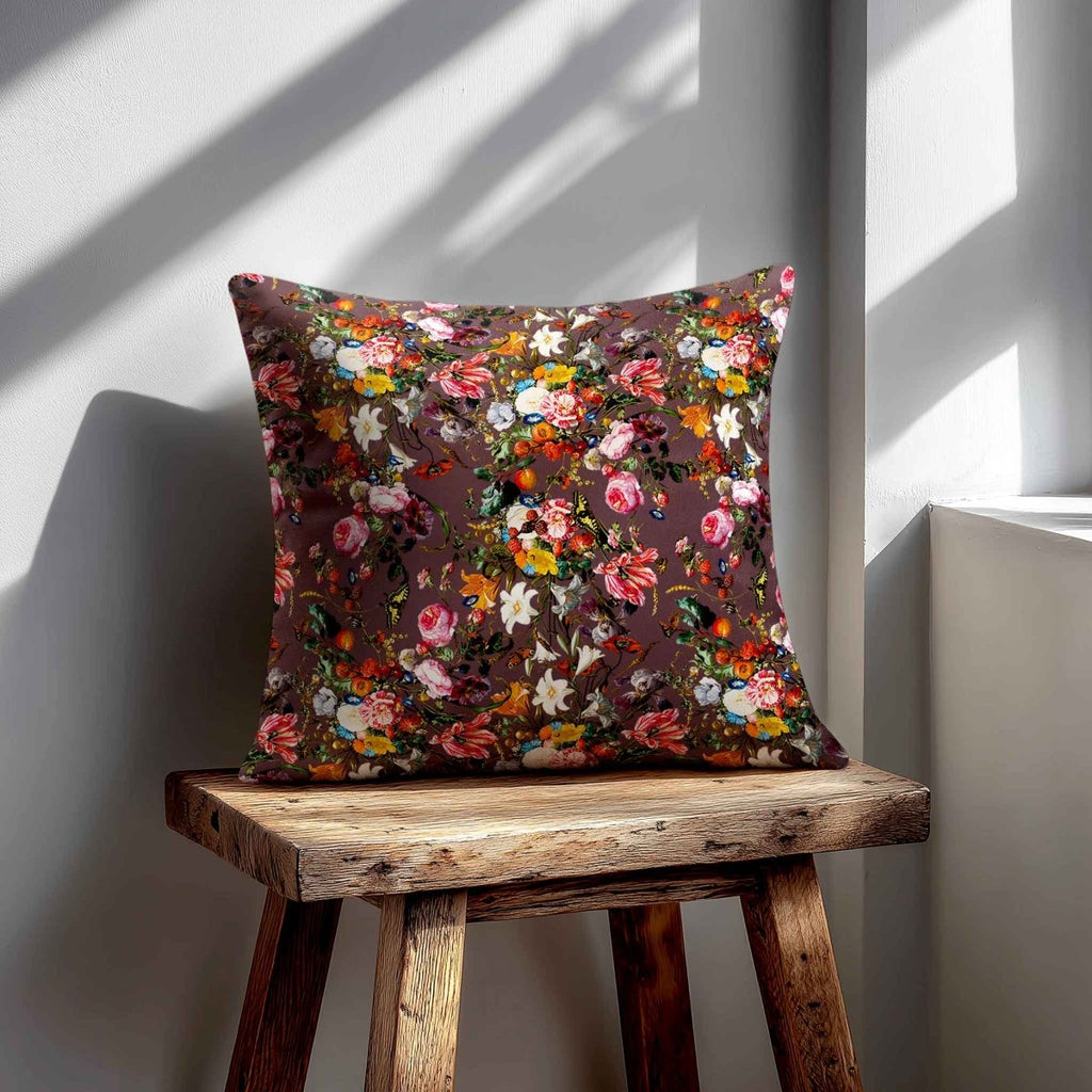 Floral Dream | Sustainable Velvet Cushion - Italian Grape 40 x 40 cm Standard by Izabela Peters