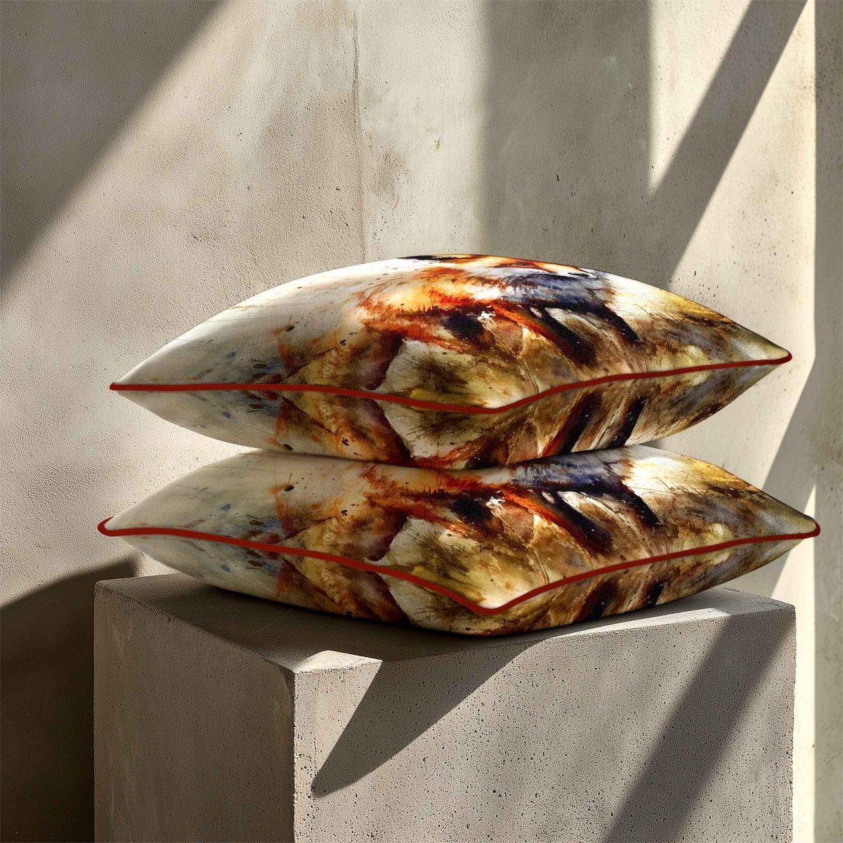 Fox | Sustainable Velvet Cushion - 40 x 40 cm Standard by Izabela Peters