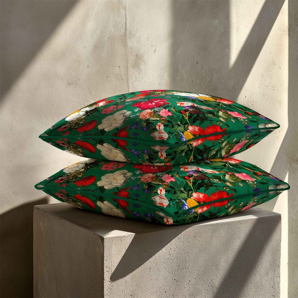 Garden Bouquet | Sustainable Velvet Cushion - Emerald Green 40 x 40 cm Standard by Izabela Peters