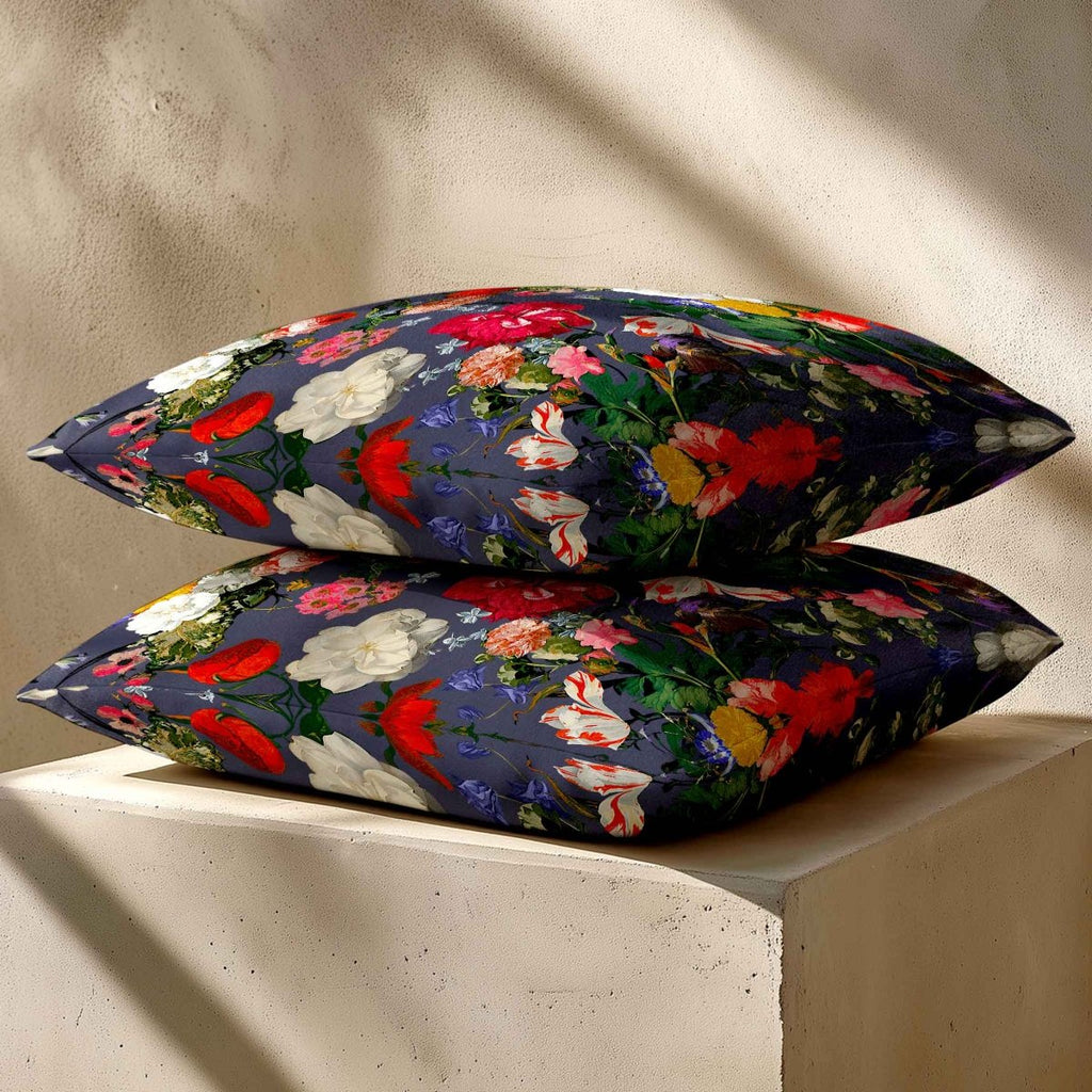 Garden Bouquet | Sustainable Velvet Cushion - Graphite 40 x 40 cm Standard by Izabela Peters