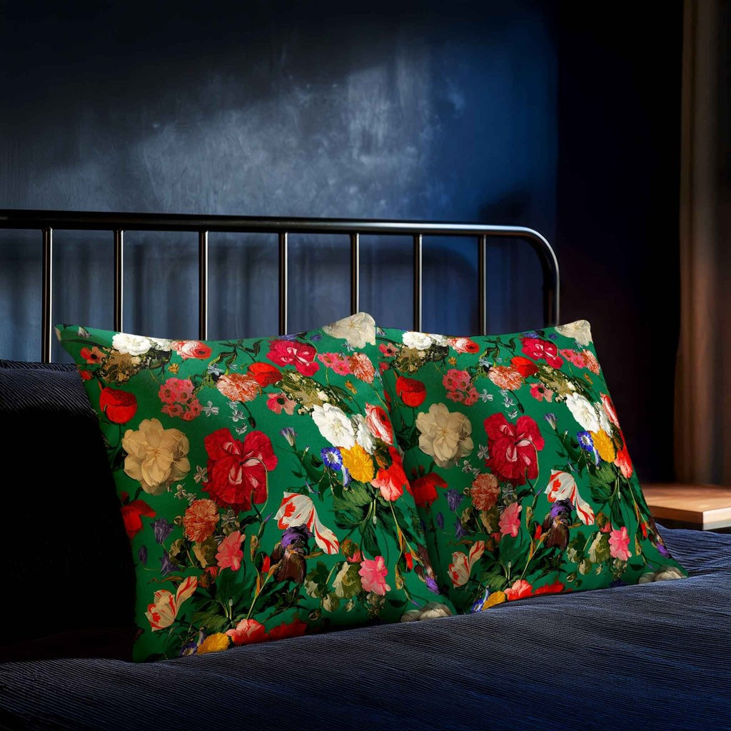 Garden Bouquet | Sustainable Velvet Cushion - Emerald Green 40 x 40 cm Standard by Izabela Peters