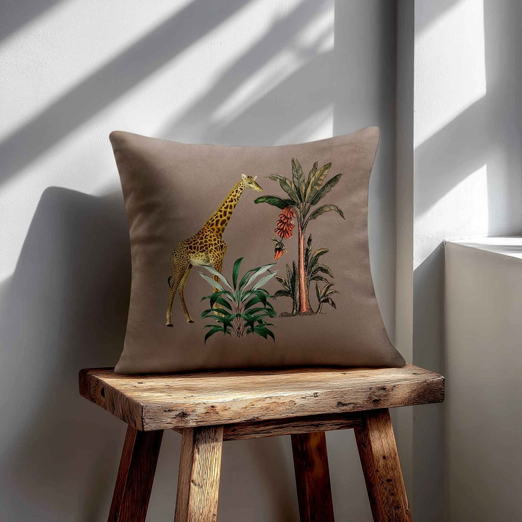 Giraffe | Sustainable Velvet Cushion - Dovedale Stone 40 x 40 cm Standard by Izabela Peters