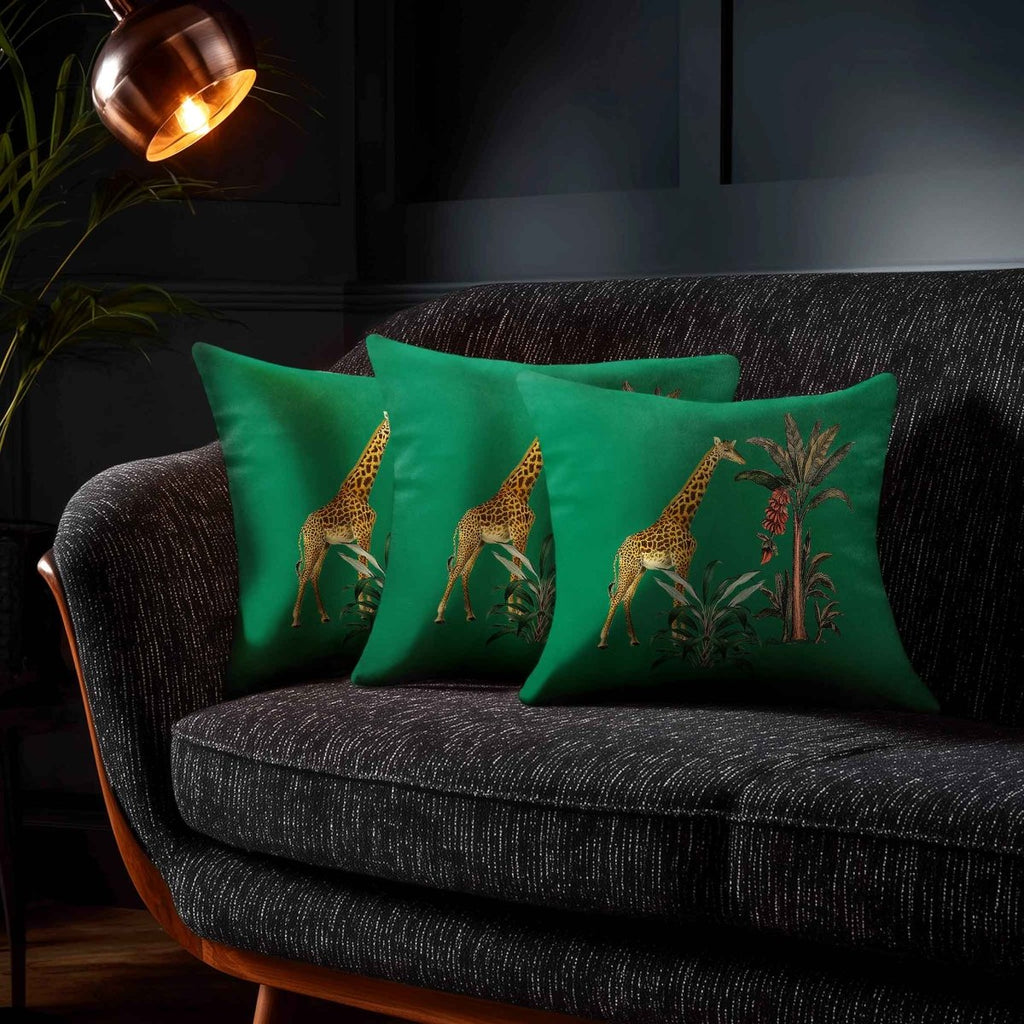 Giraffe | Sustainable Velvet Cushion - Emerald Green 40 x 40 cm Standard by Izabela Peters