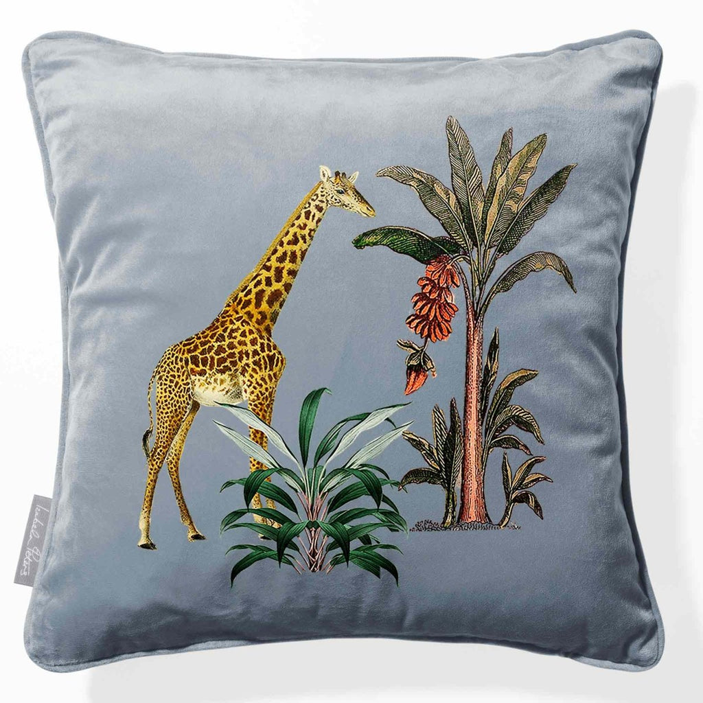 Giraffe | Sustainable Velvet Cushion - French Grey 40 x 40 cm Piped by Izabela Peters