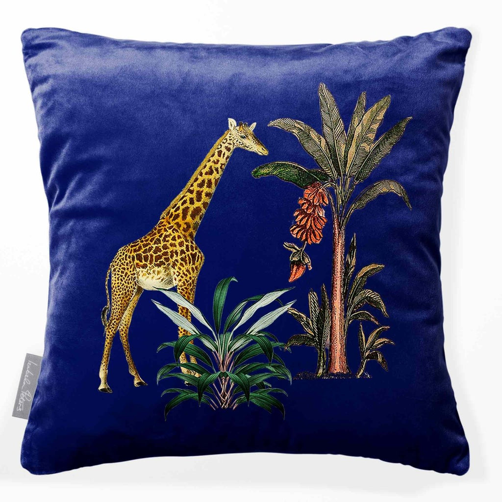 Giraffe | Sustainable Velvet Cushion - Midnight 40 x 40 cm Smooth by Izabela Peters