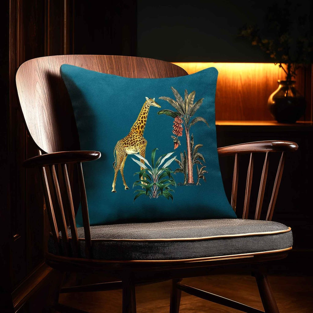 Giraffe | Sustainable Velvet Cushion - Teal 40 x 40 cm Standard by Izabela Peters