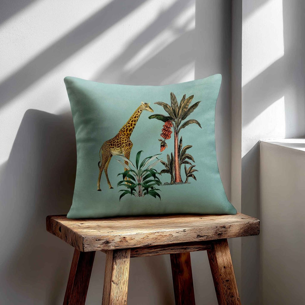 Giraffe | Sustainable Velvet Cushion - Blue Surf 40 x 40 cm Standard by Izabela Peters