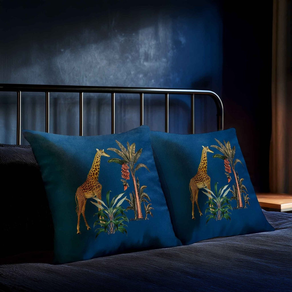 Giraffe | Sustainable Velvet Cushion - Estate Blue 40 x 40 cm Standard by Izabela Peters