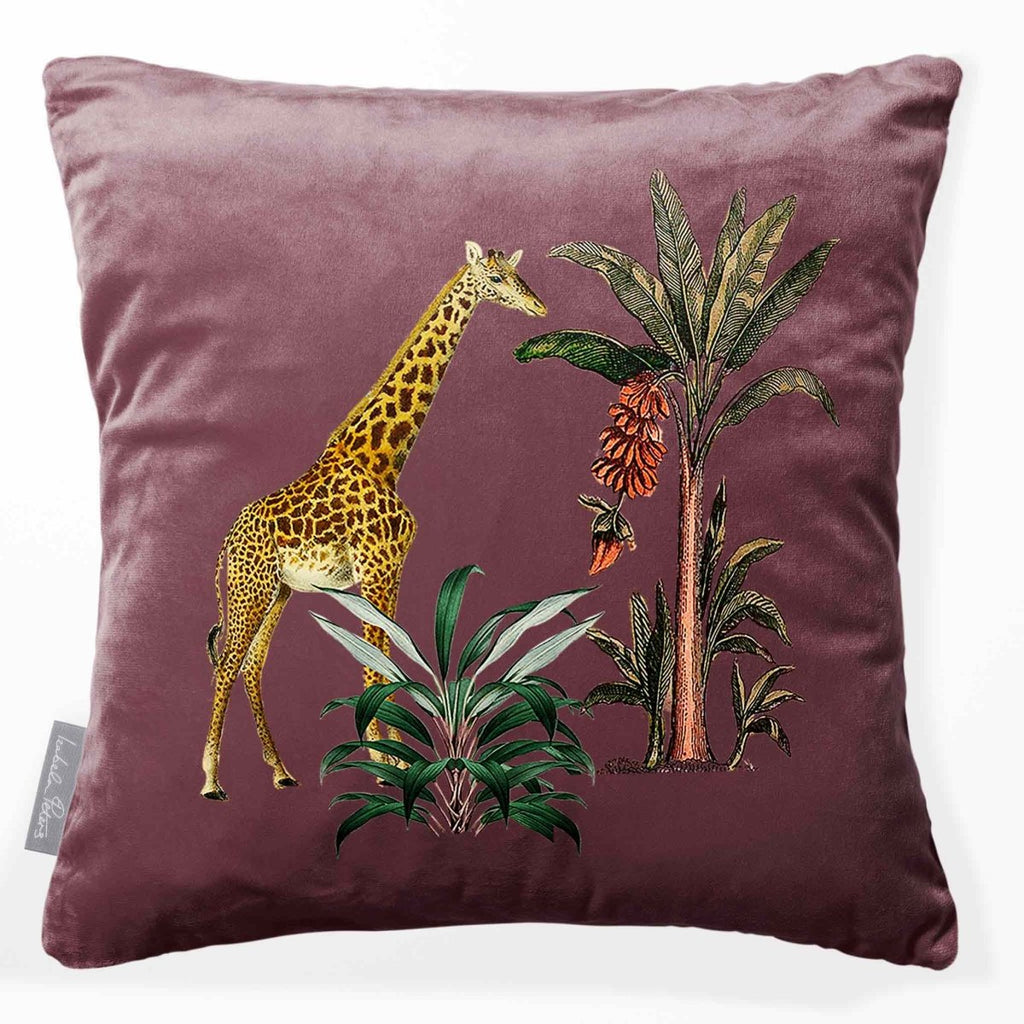 Giraffe | Sustainable Velvet Cushion - Italian Grape 40 x 40 cm Smooth by Izabela Peters