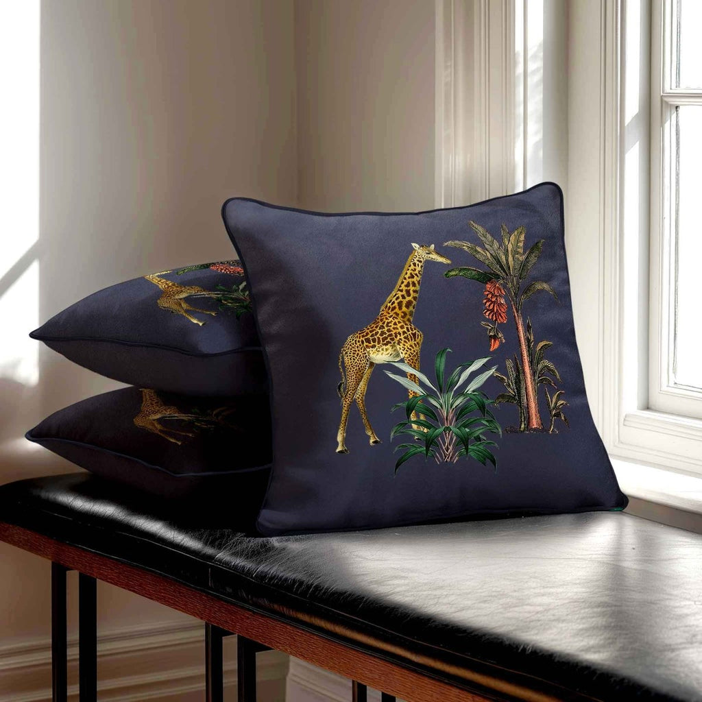 Giraffe | Sustainable Velvet Cushion - Graphite 40 x 40 cm Standard by Izabela Peters