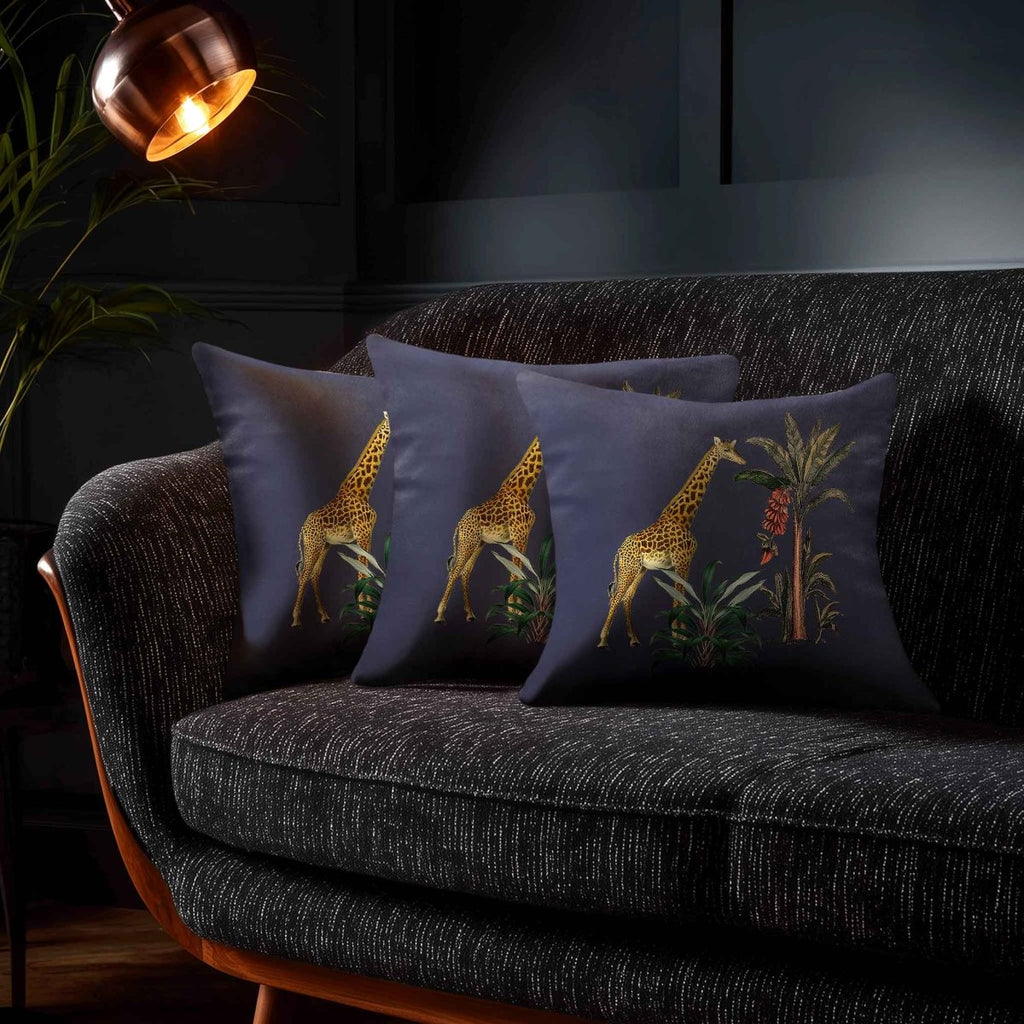 Giraffe | Sustainable Velvet Cushion - Graphite 40 x 40 cm Standard by Izabela Peters