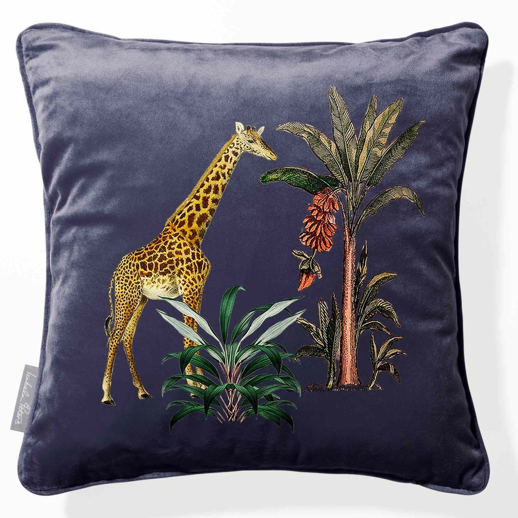 Giraffe | Sustainable Velvet Cushion - Graphite 40 x 40 cm Piped by Izabela Peters