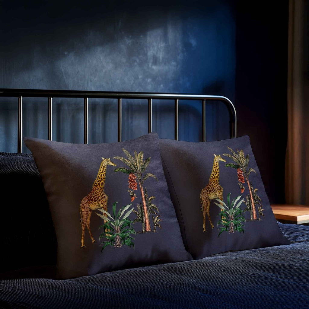 Giraffe | Sustainable Velvet Cushion - Graphite 40 x 40 cm Standard by Izabela Peters