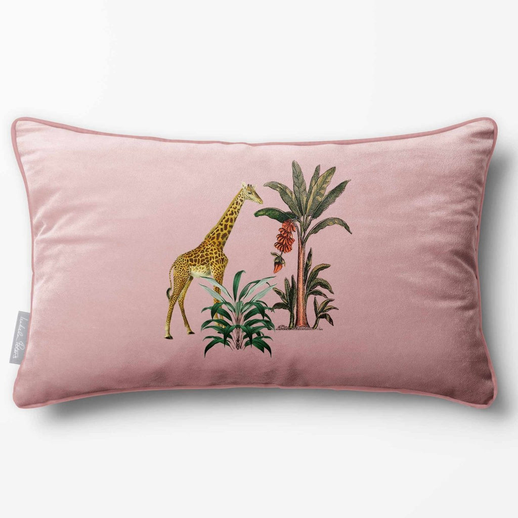 Giraffe | Sustainable Velvet Rectangle Cushion - Rosewater 50 x 30 cm Piped by Izabela Peters