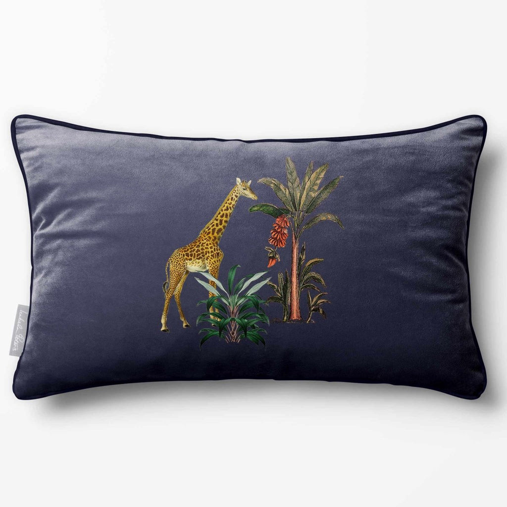 Giraffe | Sustainable Velvet Rectangle Cushion - Graphite 50 x 30 cm Piped by Izabela Peters
