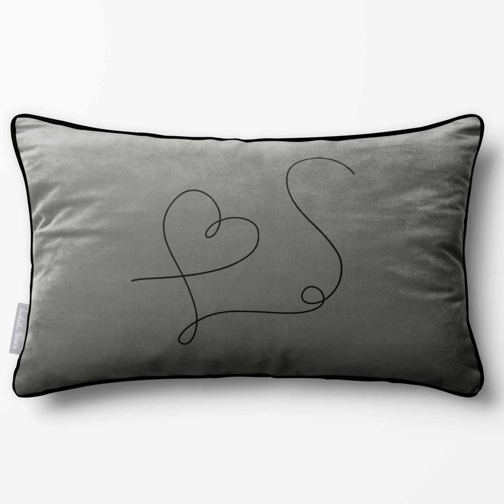 Heart | Sustainable Velvet Rectangle Cushion - French Grey 50 x 30 cm Piped by Izabela Peters