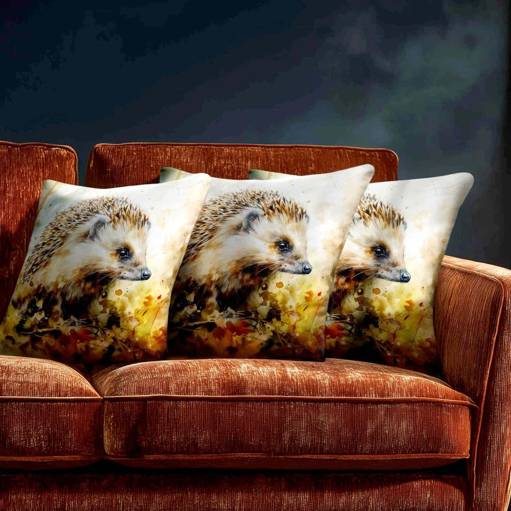 Hedgehog | Sustainable Velvet Cushion - 40 x 40 cm Piped by Izabela Peters