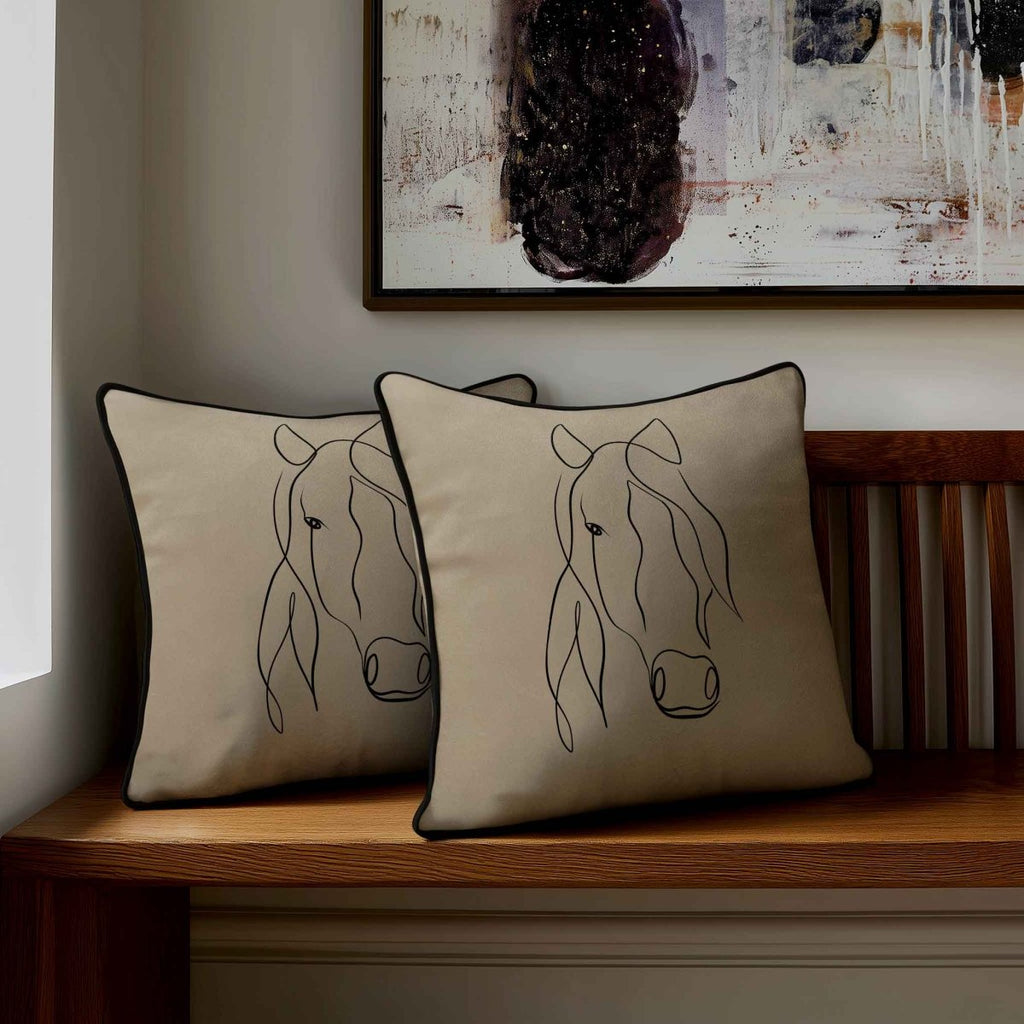 Horse | Sustainable Velvet Cushion - Taupe 40 x 40 cm Piped by Izabela Peters