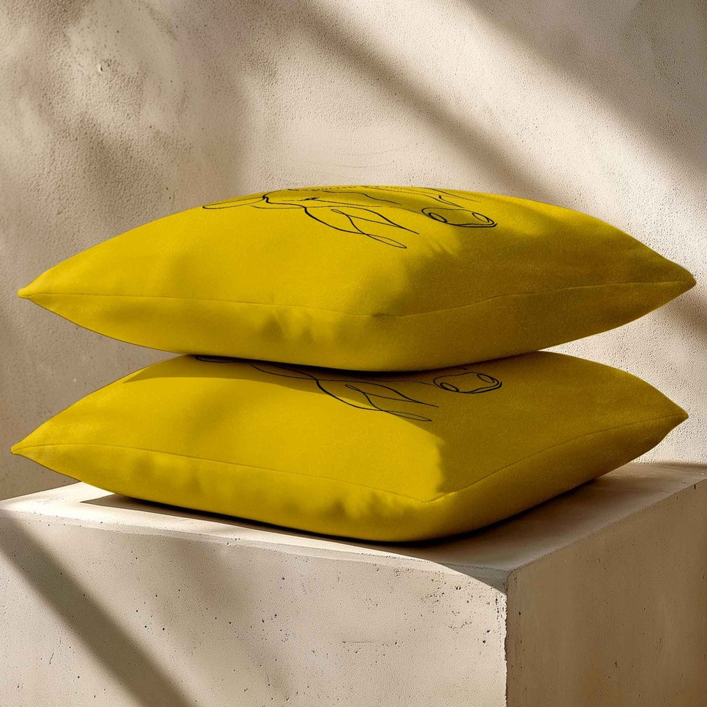 Horse | Sustainable Velvet Cushion - Mustard Ochre 40 x 40 cm Standard by Izabela Peters