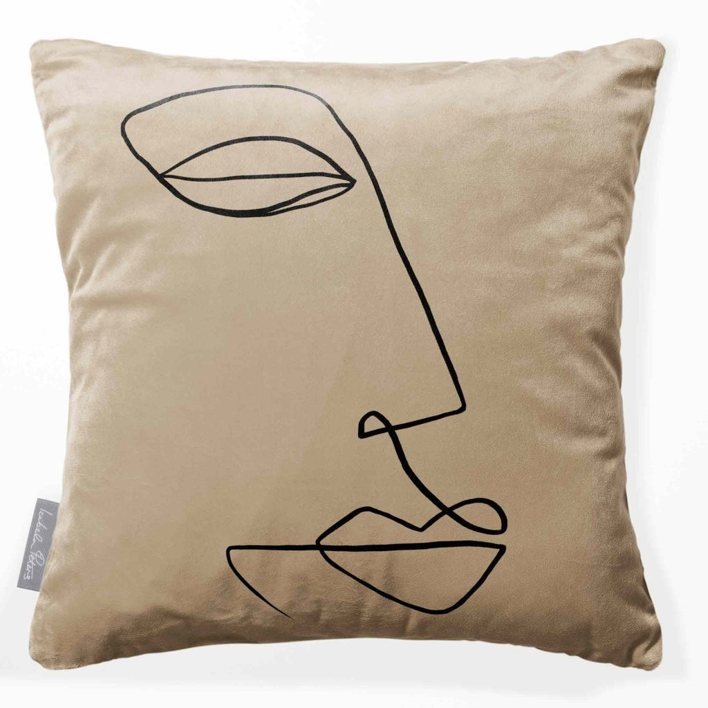 Joyful Face | Sustainable Velvet Cushion - Taupe 40 x 40 cm Standard by Izabela Peters