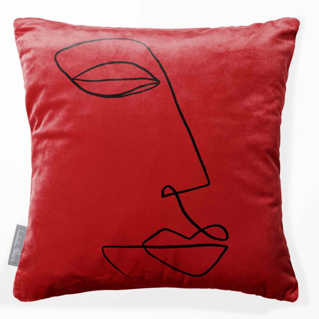 Joyful Face | Sustainable Velvet Cushion - Crimson Muse 40 x 40 cm Standard by Izabela Peters
