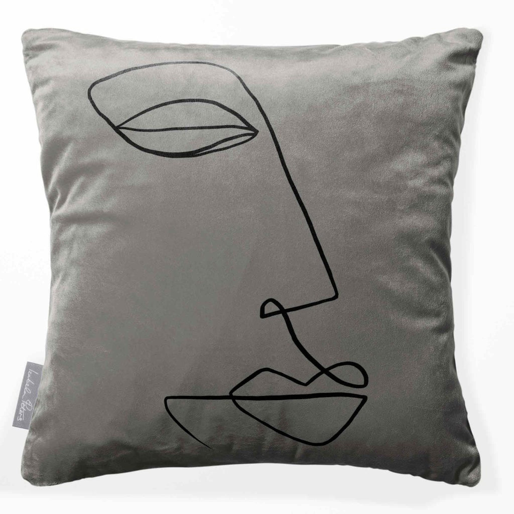 Joyful Face | Sustainable Velvet Cushion - Beluga 40 x 40 cm Standard by Izabela Peters