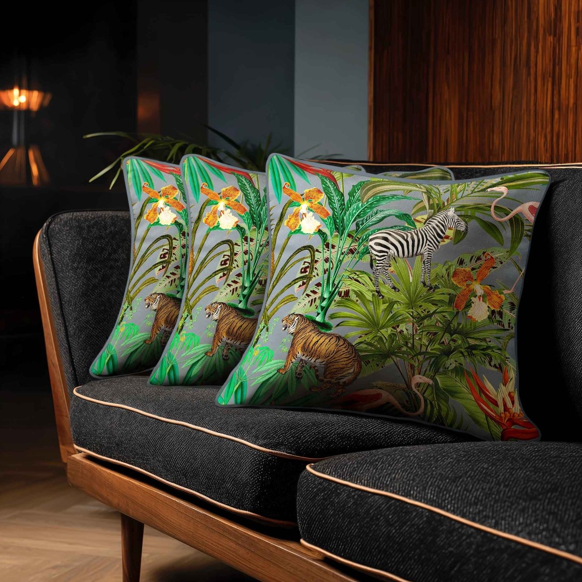 Jungle Fusion | Sustainable Velvet Cushion - French Grey 40 x 40 cm Standard by Izabela Peters