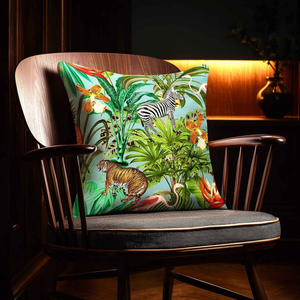 Jungle Fusion | Sustainable Velvet Cushion - Blue Surf 40 x 40 cm Standard by Izabela Peters