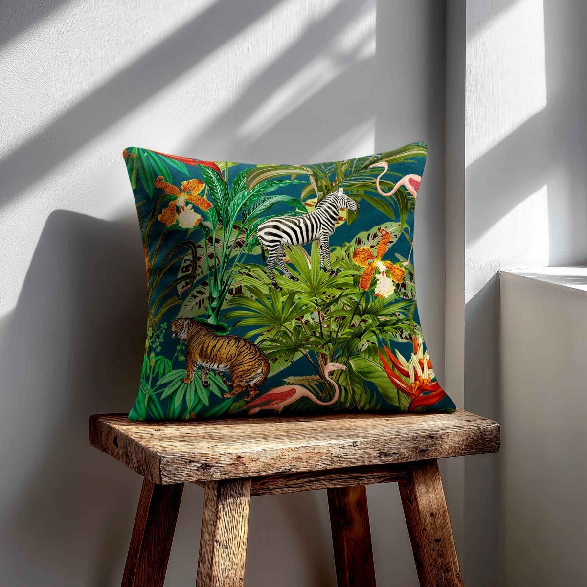 Jungle Fusion | Sustainable Velvet Cushion - Teal 40 x 40 cm Piped by Izabela Peters