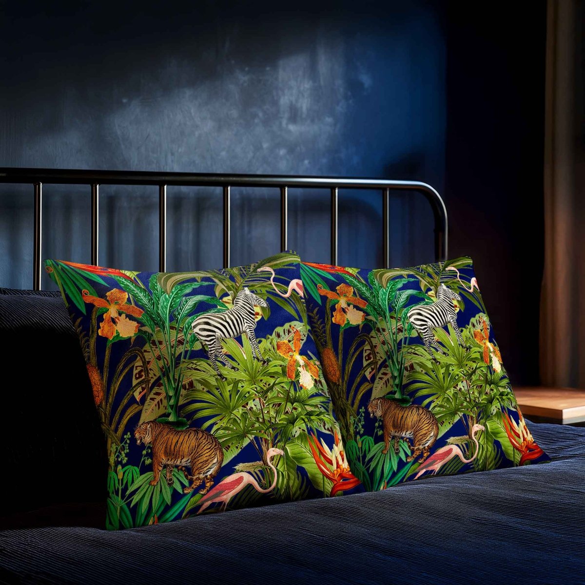 Jungle Fusion | Sustainable Velvet Cushion - Midnight 40 x 40 cm Standard by Izabela Peters