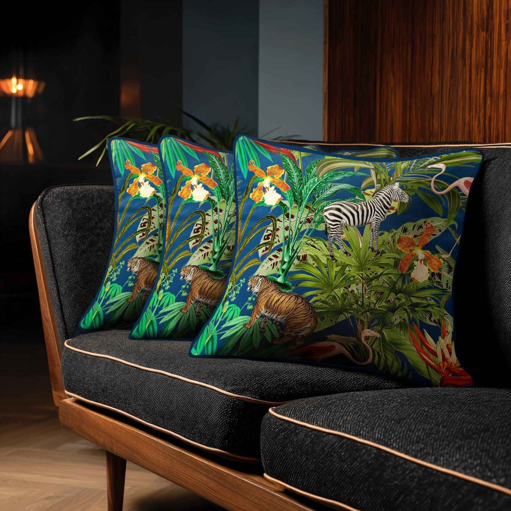 Jungle Fusion | Sustainable Velvet Cushion - Estate Blue 40 x 40 cm Standard by Izabela Peters