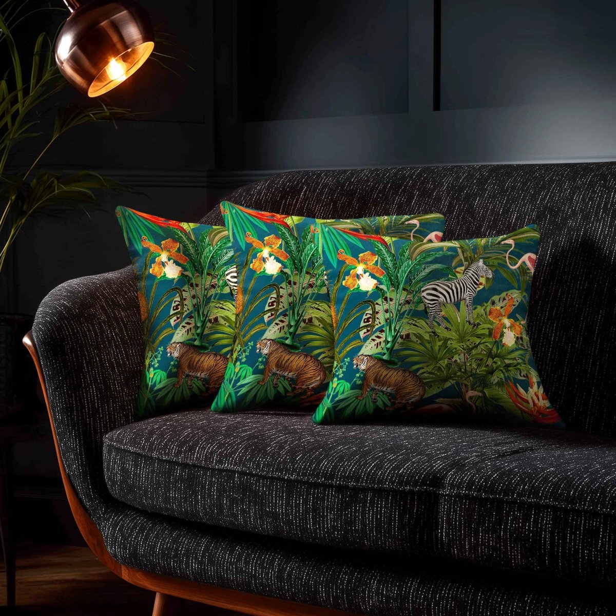 Jungle Fusion | Sustainable Velvet Cushion - Teal 40 x 40 cm Piped by Izabela Peters