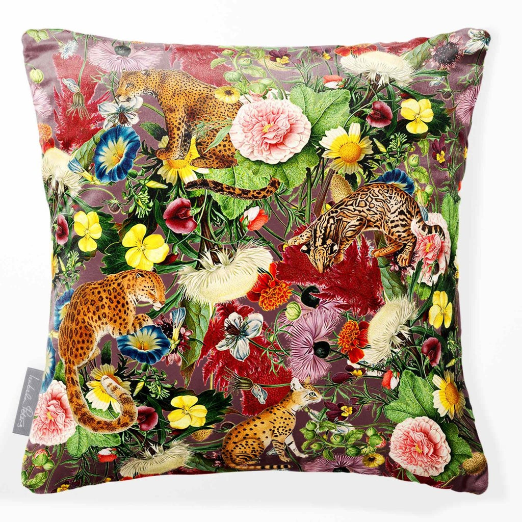 Junglescape | Sustainable Velvet Cushion - Italian Grape 40 x 40 cm Smooth by Izabela Peters