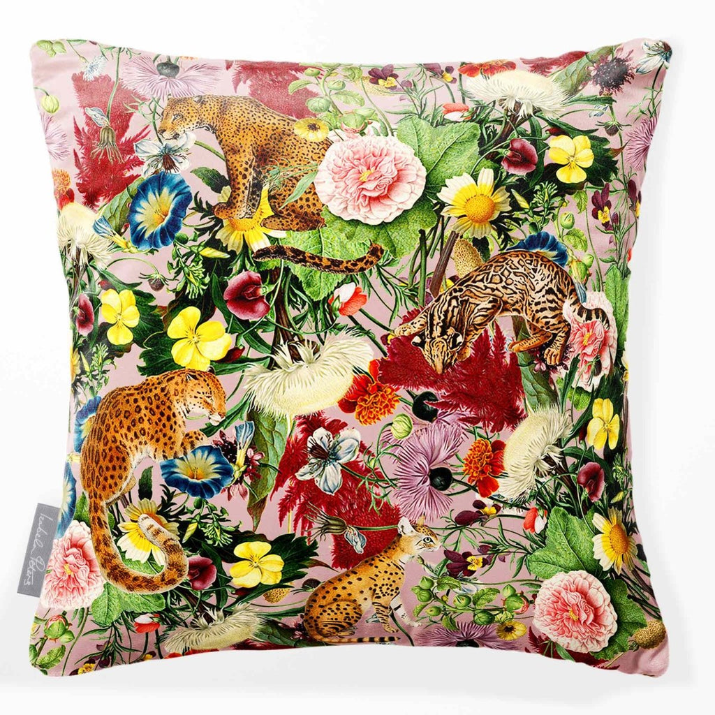 Junglescape | Sustainable Velvet Cushion - Rosewater 40 x 40 cm Smooth by Izabela Peters
