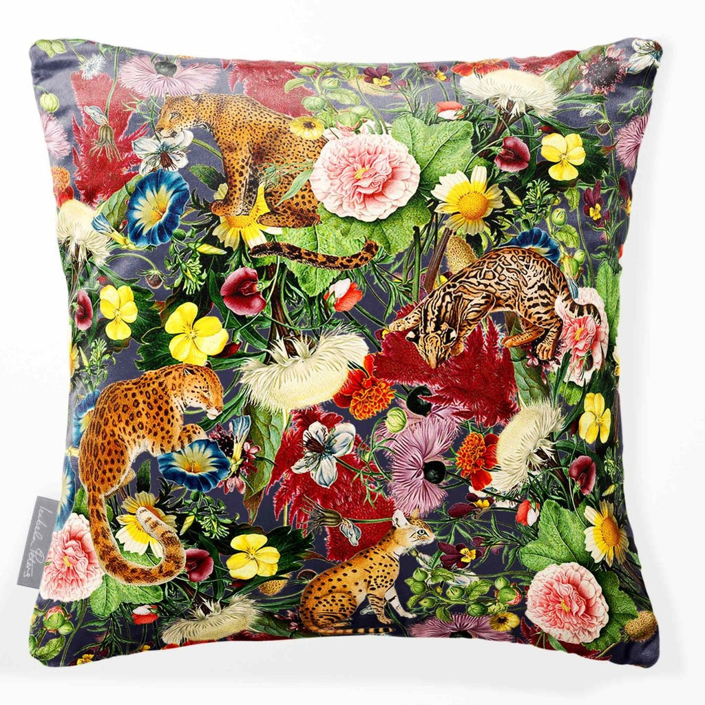 Junglescape | Sustainable Velvet Cushion - Graphite 40 x 40 cm Smooth by Izabela Peters