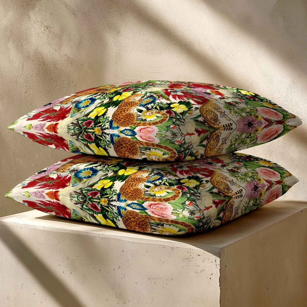 Junglescape | Sustainable Velvet Cushion - Ivory Cream 40 x 40 cm Piped by Izabela Peters