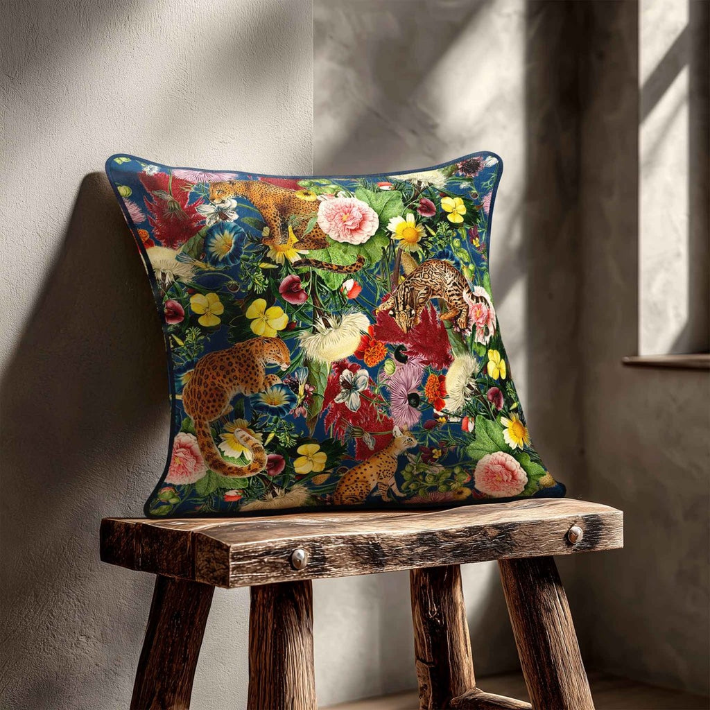 Junglescape | Sustainable Velvet Cushion - Estate Blue 40 x 40 cm Standard by Izabela Peters