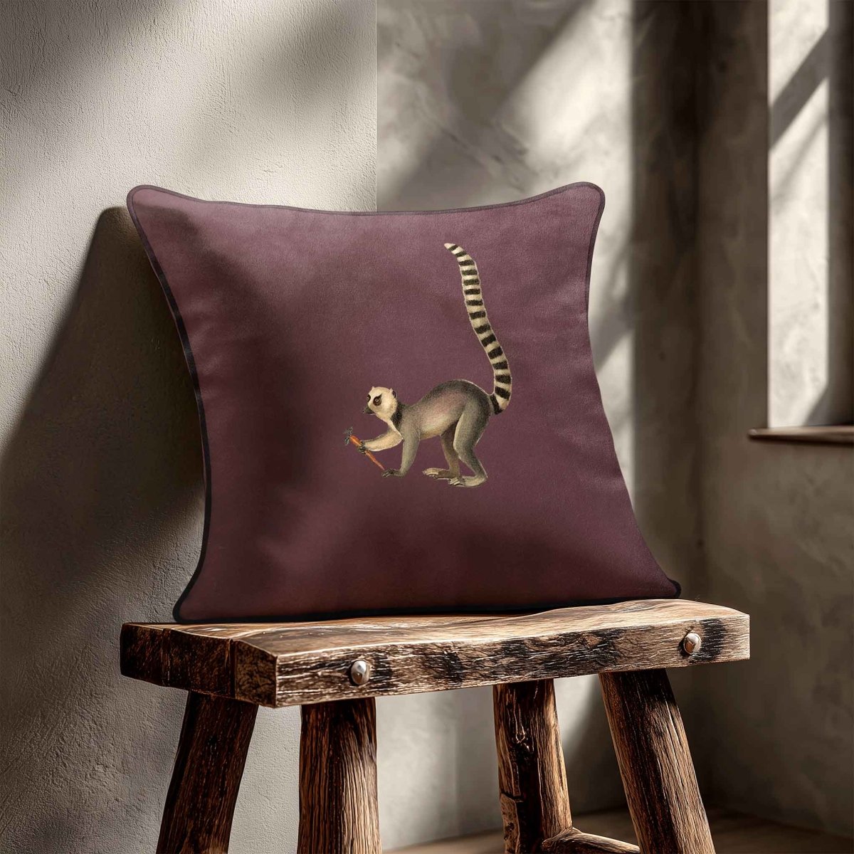 Lemur | Sustainable Velvet Cushion - Italian Grape 40 x 40 cm Standard by Izabela Peters