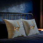 Lemur | Sustainable Velvet Cushion - French Grey 40 x 40 cm Standard by Izabela Peters